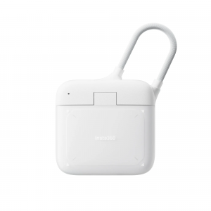 Insta360 2-in-1 Card Reader...