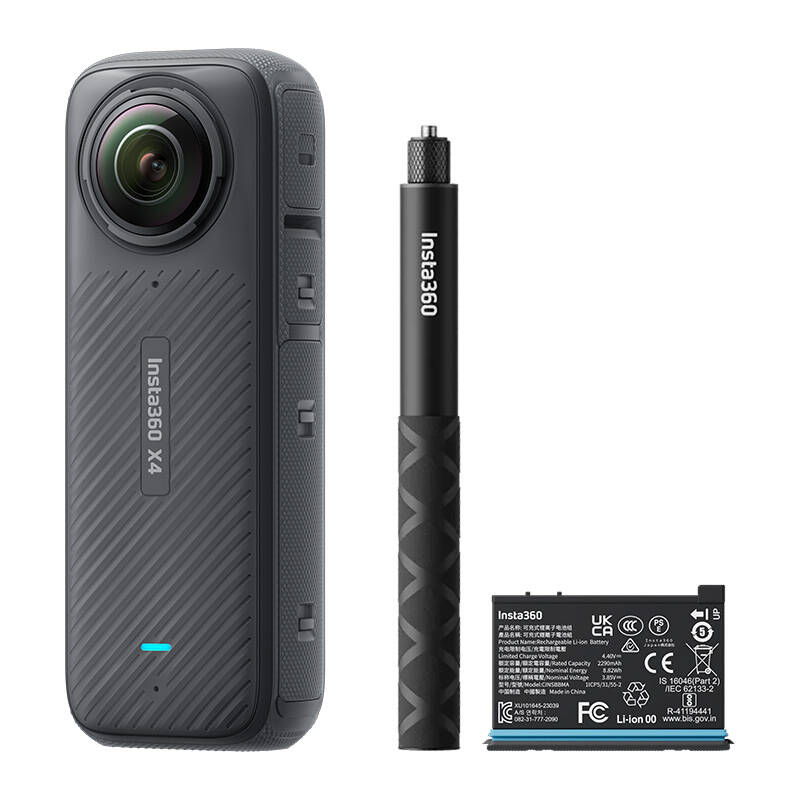 Kamera Insta360 X4