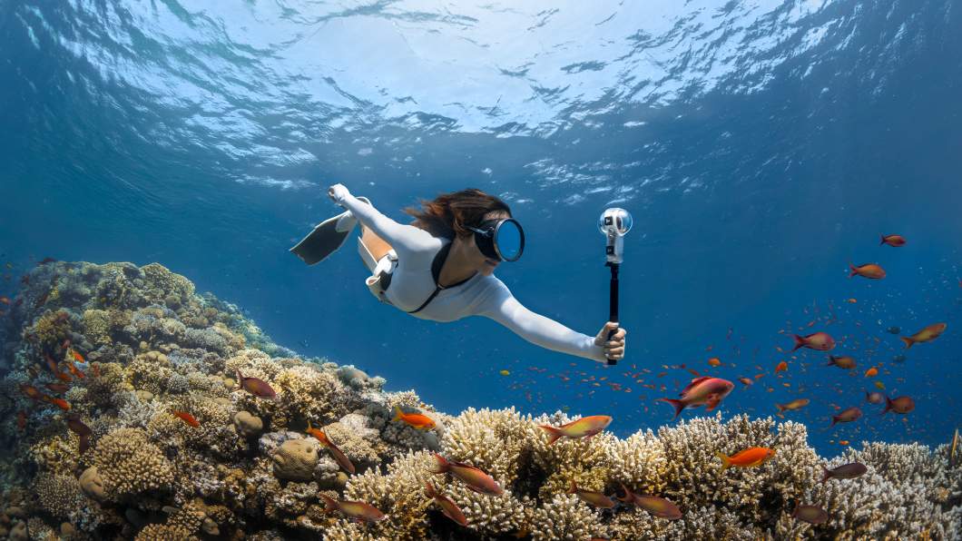 Insta360 X4 Air w obudowie do nurkowania pod wodą